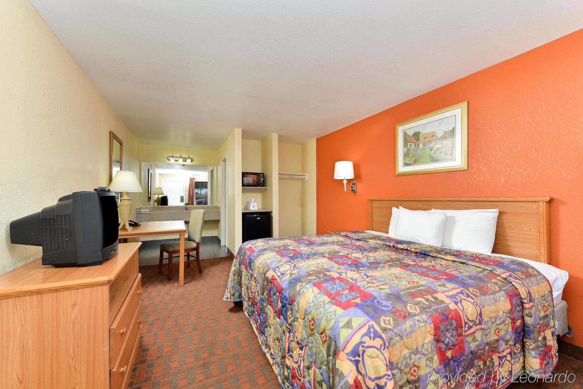 Stadium Motel Lubbock Bagian luar foto