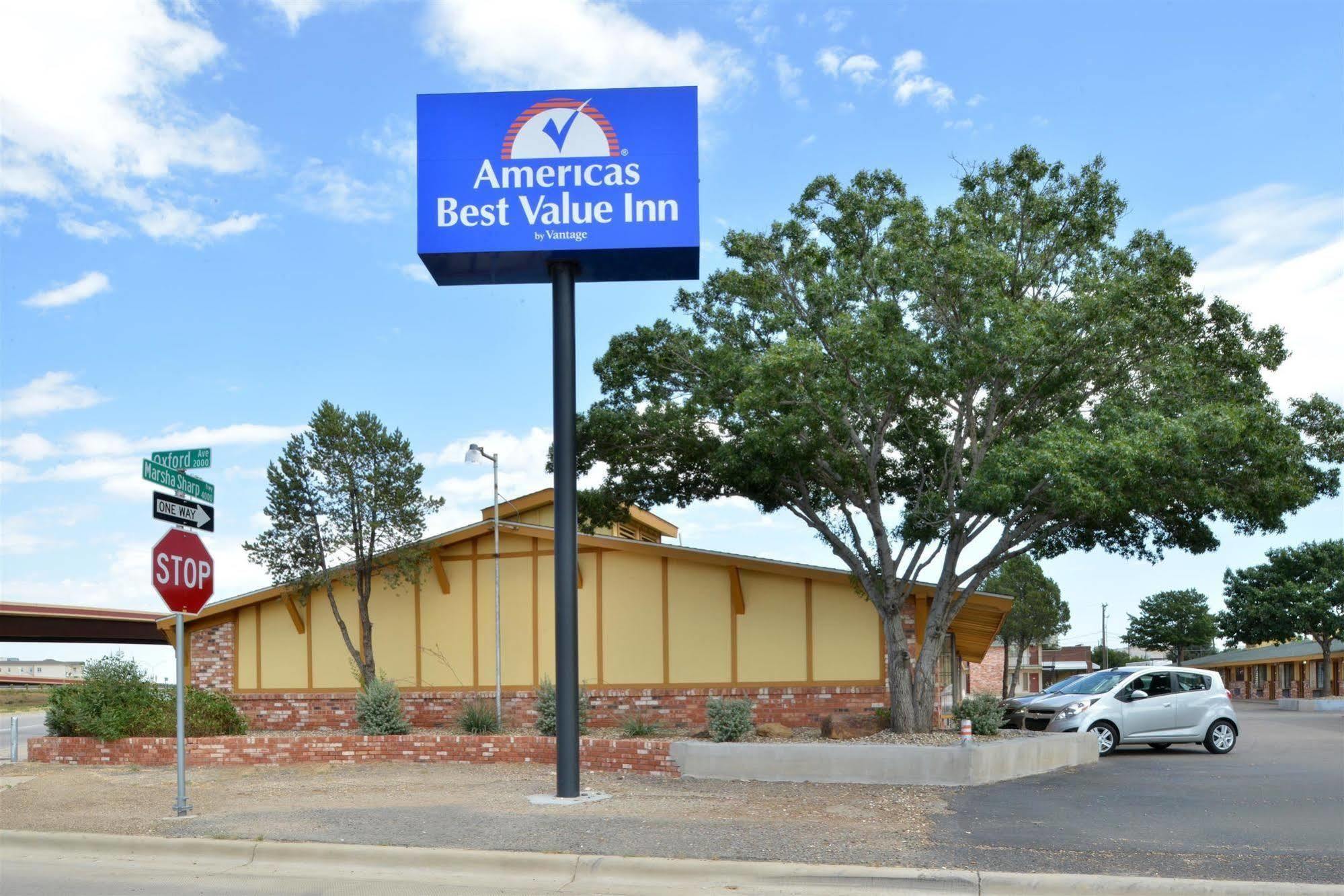 Stadium Motel Lubbock Bagian luar foto