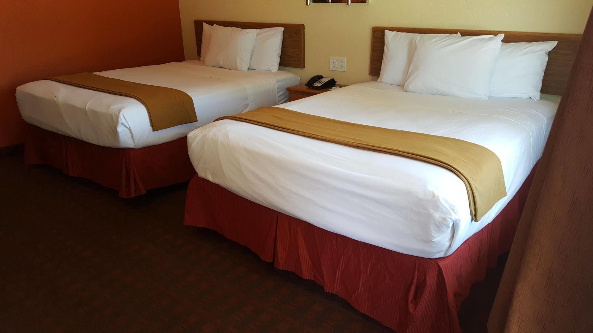 Stadium Motel Lubbock Bagian luar foto