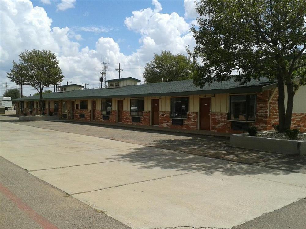 Stadium Motel Lubbock Bagian luar foto